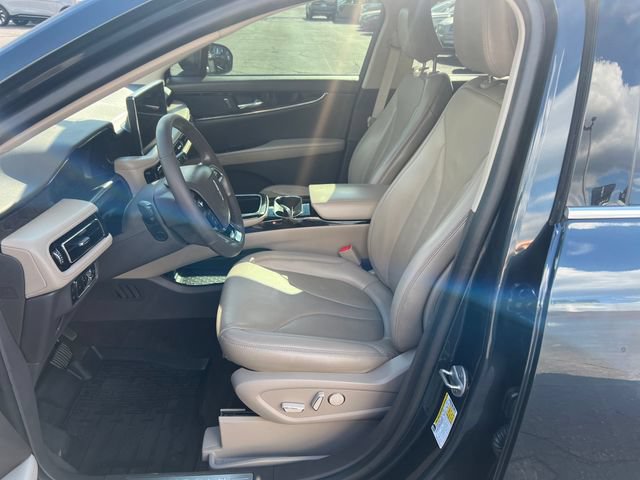 Certified 2023 Lincoln Nautilus Reserve AWD/4WD image 13