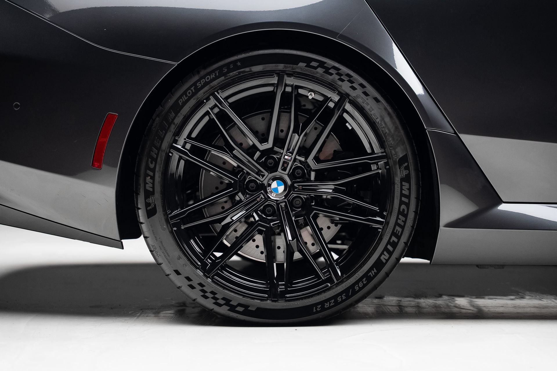 Used 2027 BMW M5 Touring AWD/4WD image 39