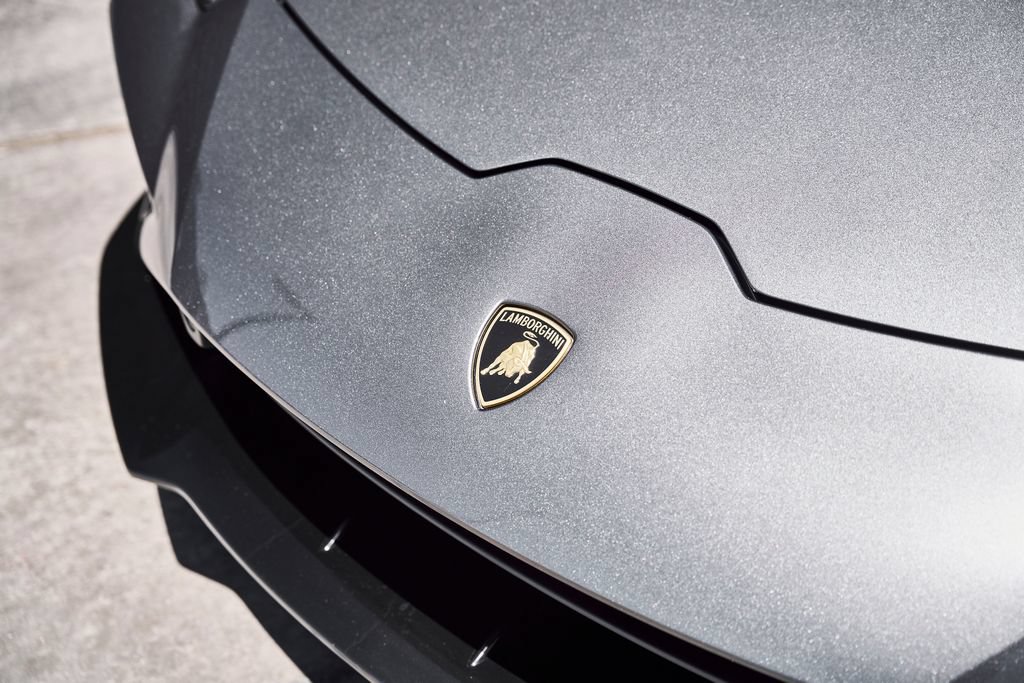 Used 2021 Lamborghini Huracan EVO RWD image 7