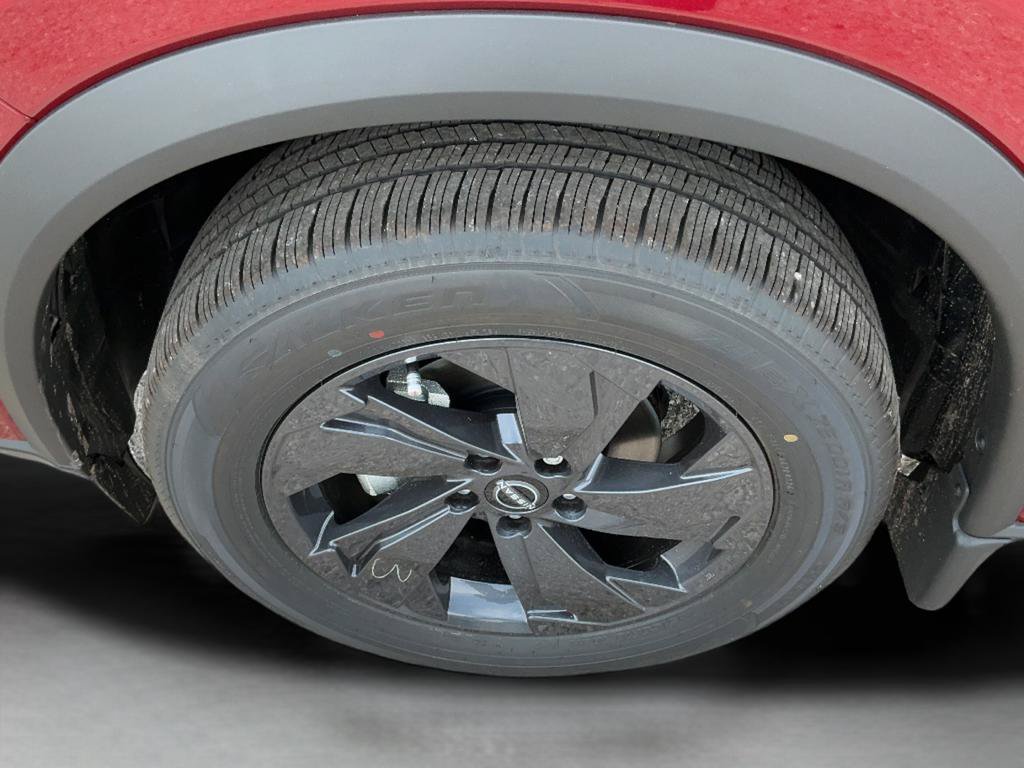 New 2026 Nissan Rogue SV FWD image 9