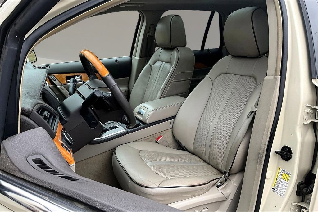 Used 2015 Lincoln MKX AWD w/ Equipment Group 102A image 20