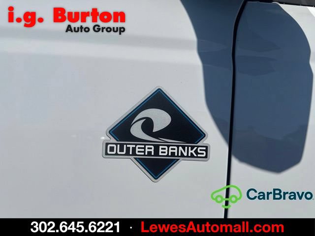 Used 2025 Ford Bronco Outer Banks AWD/4WD image 6