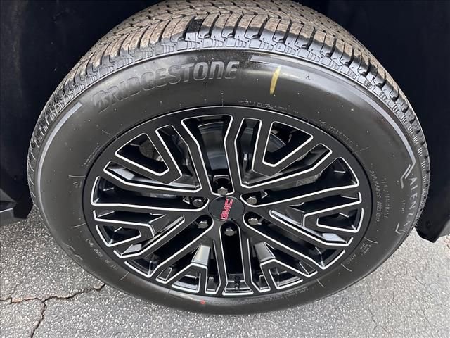 New 2026 GMC Yukon XL Elevation image 13