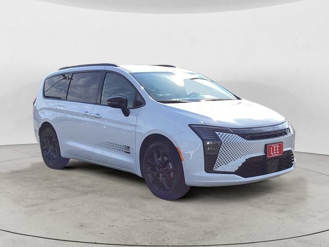 New 2027 Chrysler Pacifica Select AWD/4WD image 8