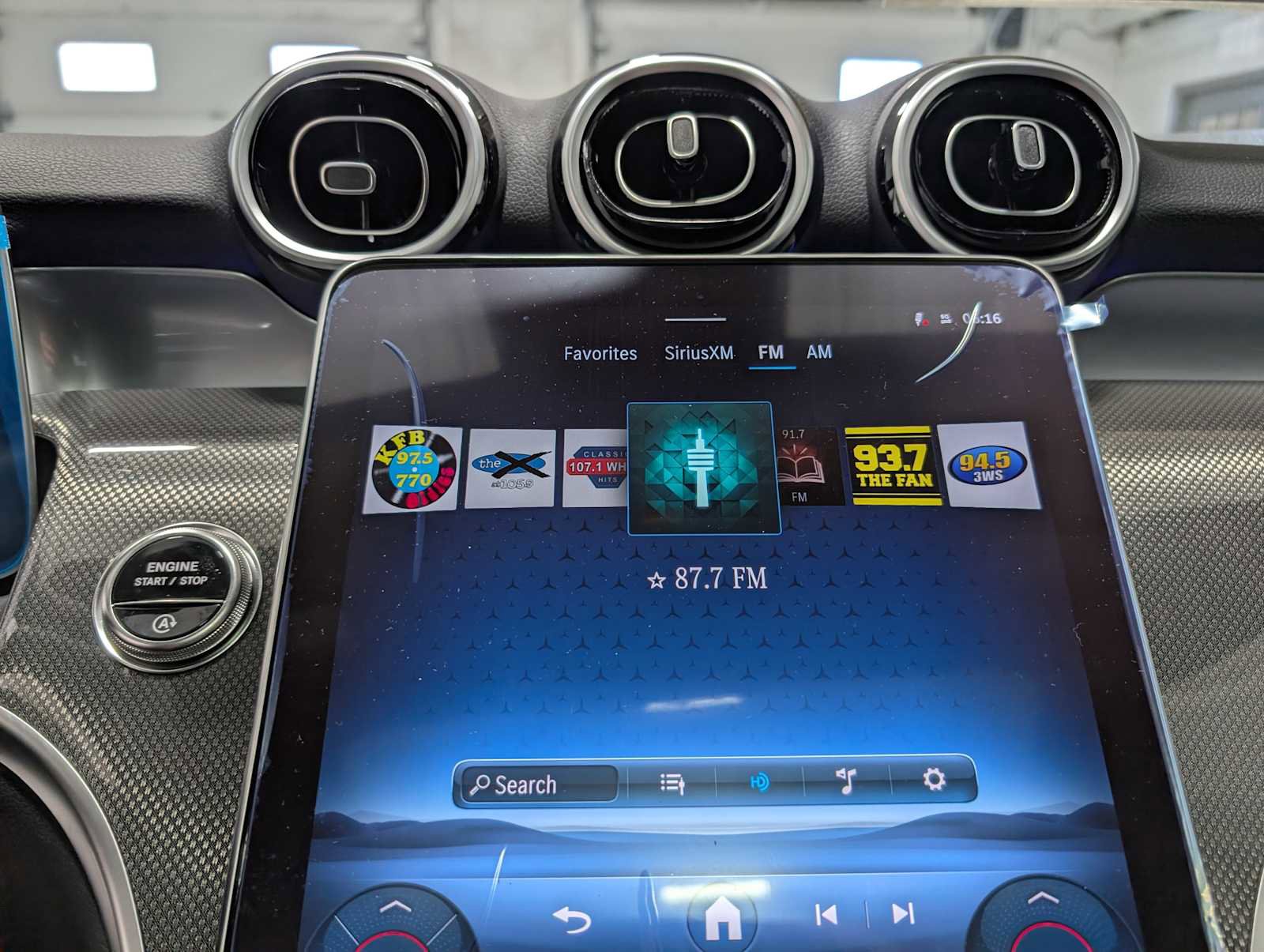 New 2026 Mercedes-Benz GLC 300 4MATIC image 23