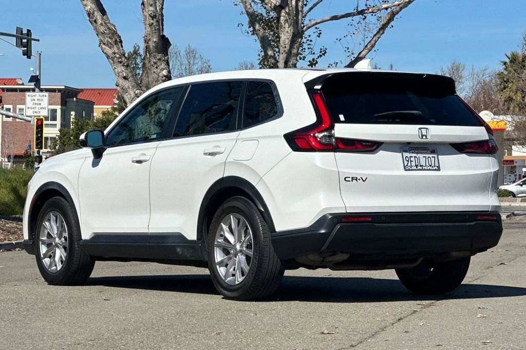 Used 2023 Honda CR-V EX-L image 6