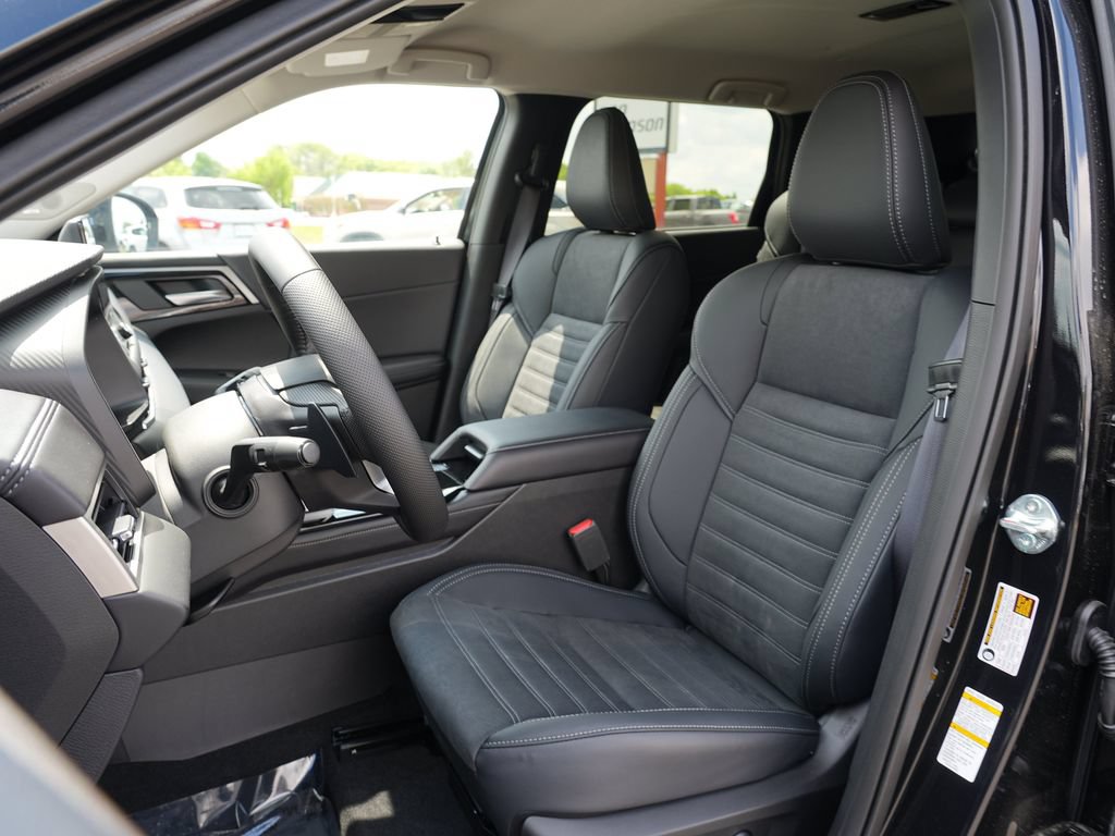 New 2026 Mitsubishi Outlander SE AWD/4WD image 12