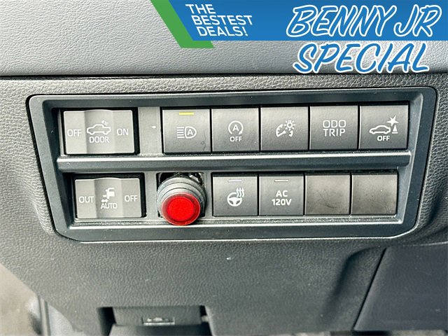 Used 2022 Toyota Tundra Platinum image 10