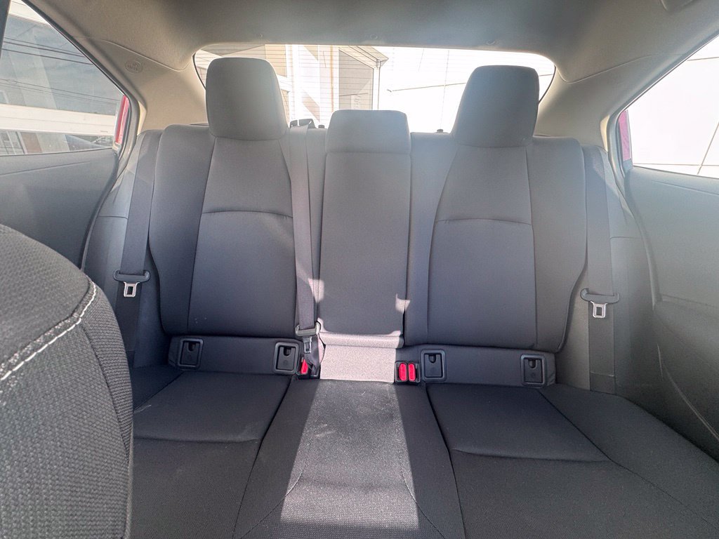 Used 2025 Toyota Corolla LE AWD/4WD image 30