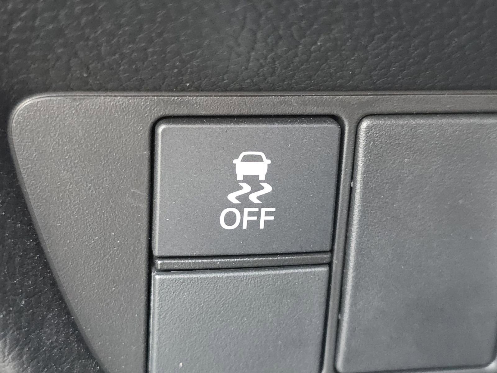 Certified 2023 Honda HR-V LX image 10