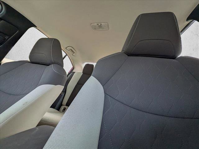 Used 2021 Toyota Corolla LE FWD image 16