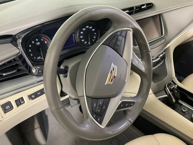Used 2020 Cadillac XT5 Premium Luxury FWD image 20