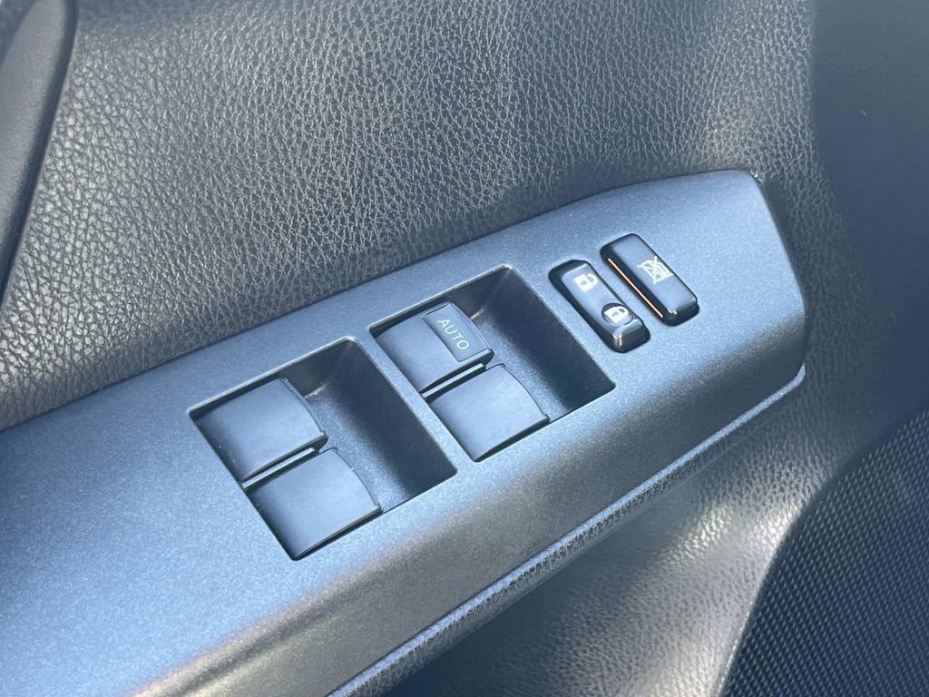 Used 2017 Toyota RAV4 XLE image 27