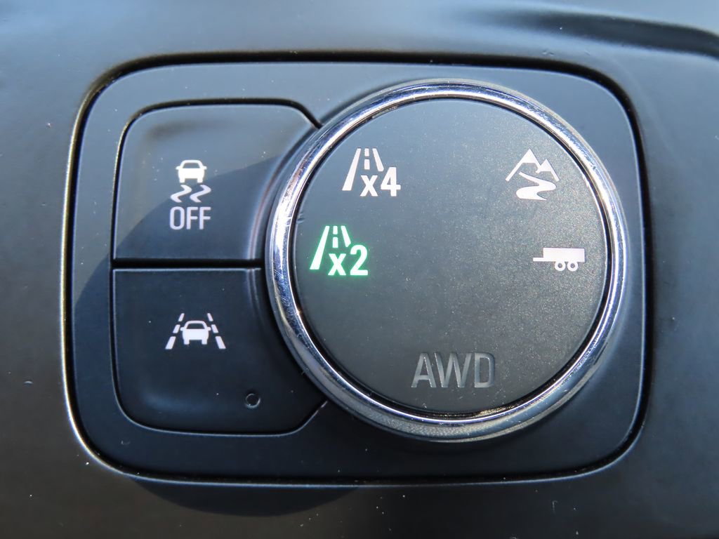 Used 2021 Chevrolet Traverse Premier w/ Redline Edition image 11