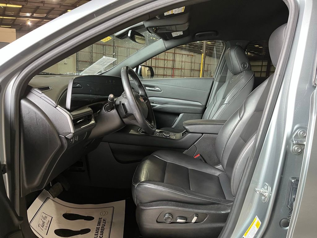 Used 2024 Cadillac XT4 Premium Luxury AWD/4WD image 12