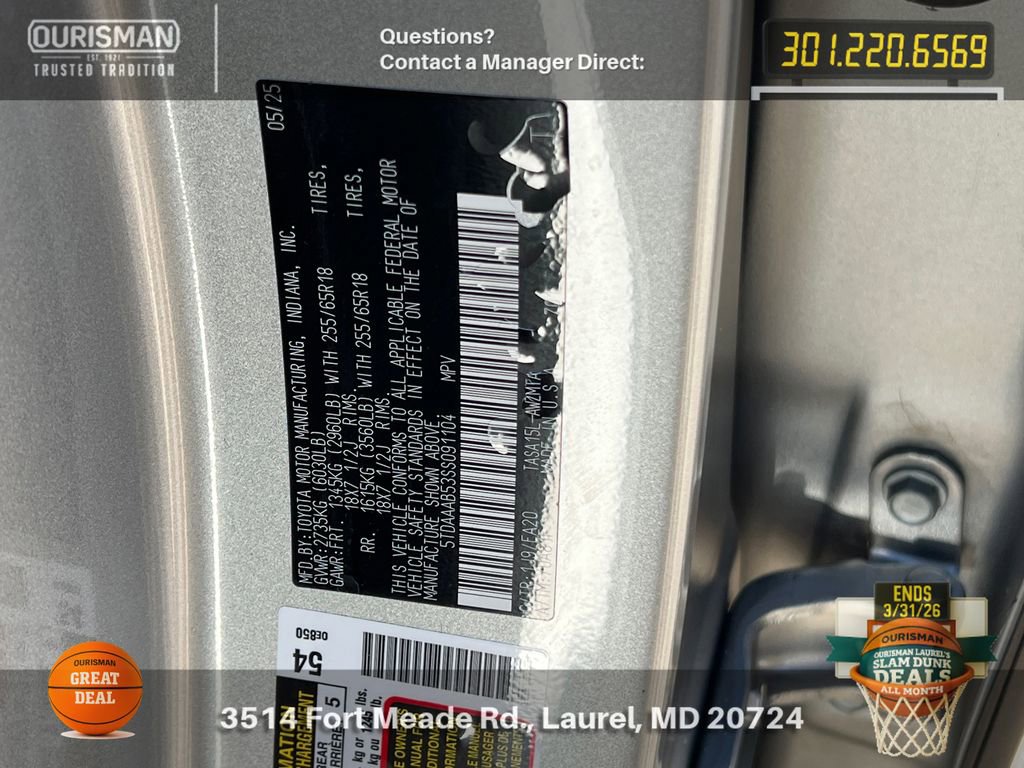 Used 2025 Toyota Grand Highlander AWD image 33