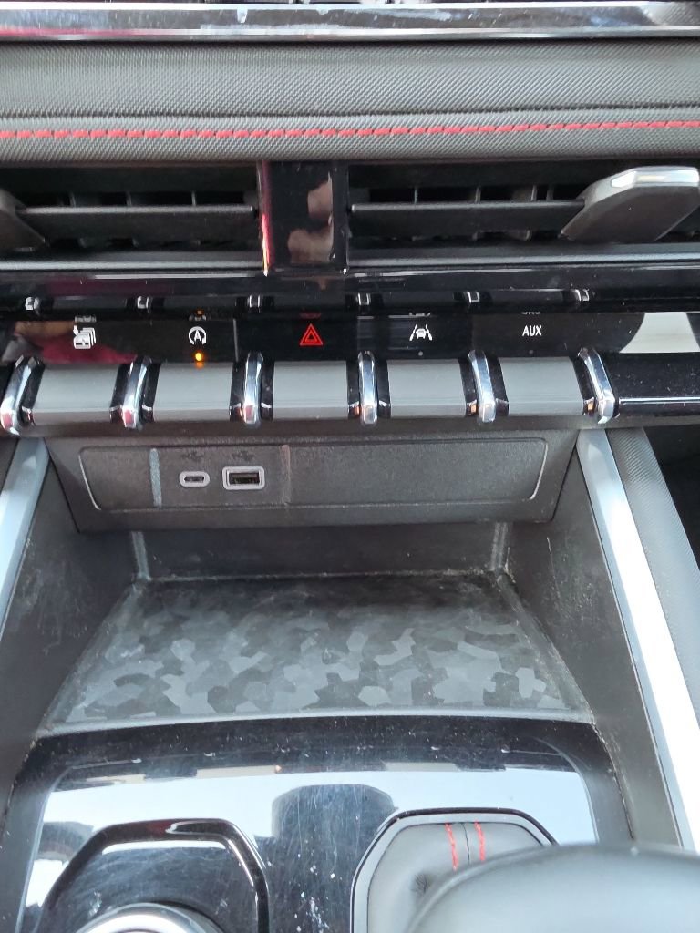 Certified 2023 Chevrolet Colorado Z71 w/ Advanced Trailering Package AWD/4WD image 16