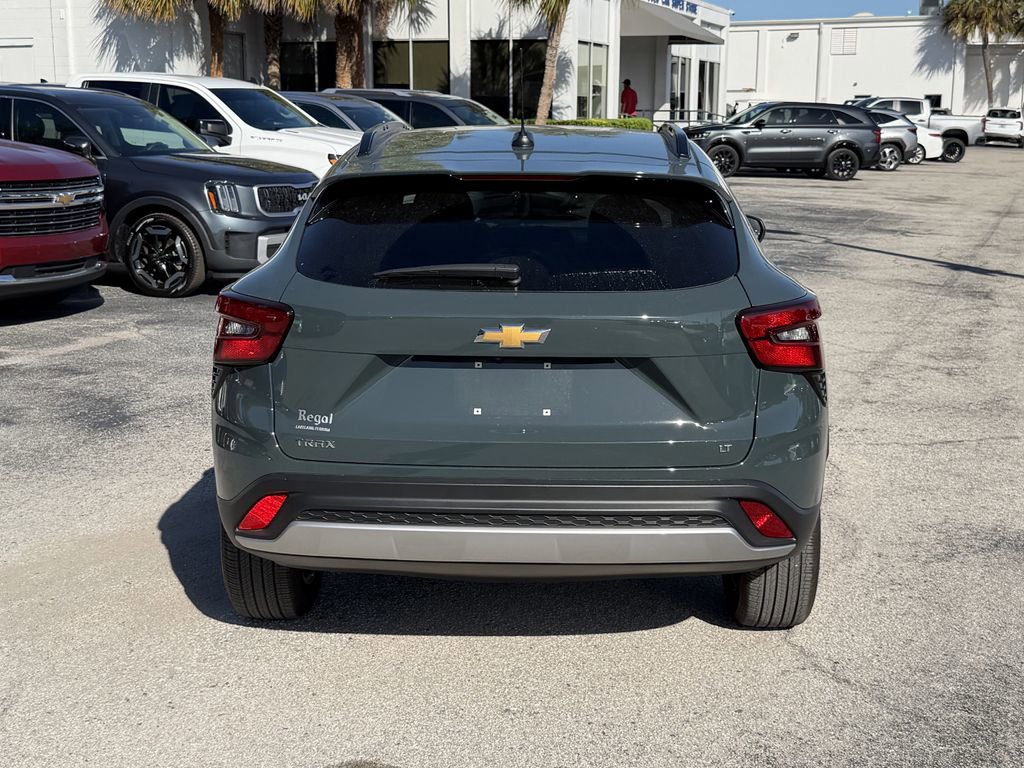 Certified 2025 Chevrolet Trax LT FWD image 6