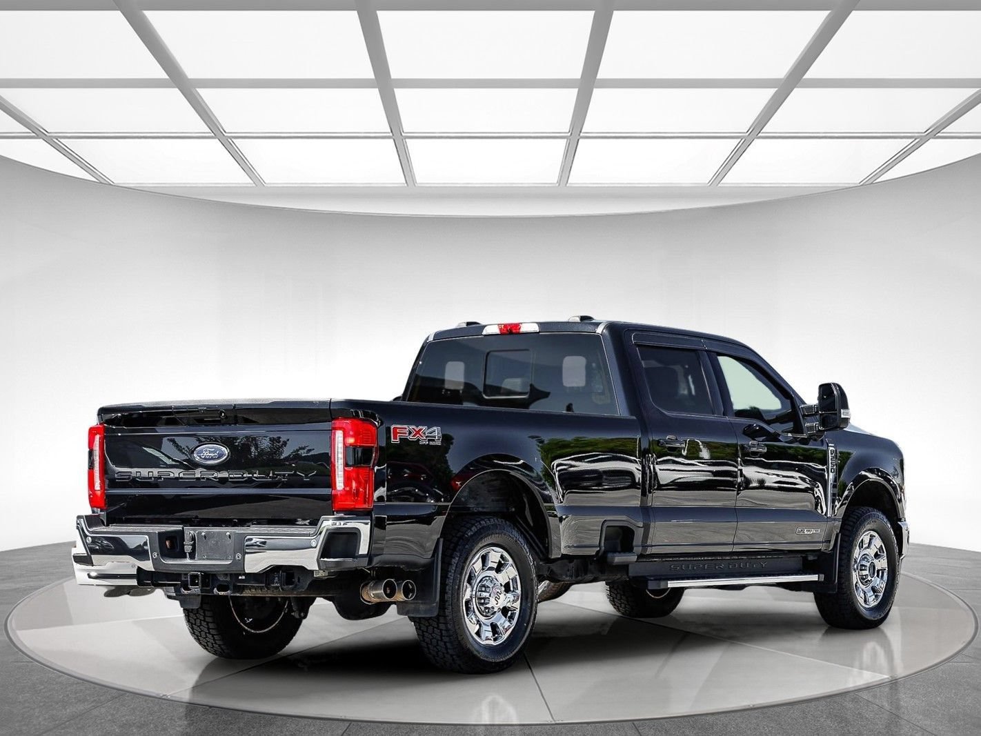 Used 2023 Ford F250 Lariat AWD/4WD image 5