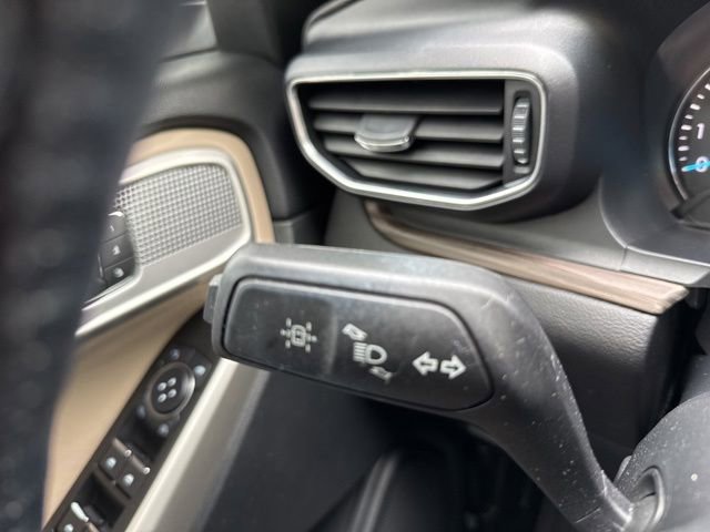 Used 2022 Ford Explorer Limited w/ Equipment Group 301A AWD/4WD image 21