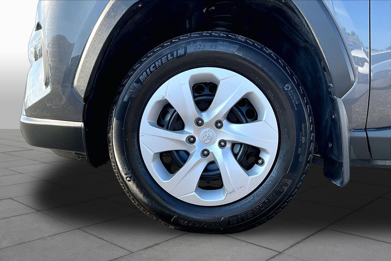 Used 2025 Toyota RAV4 LE FWD image 11