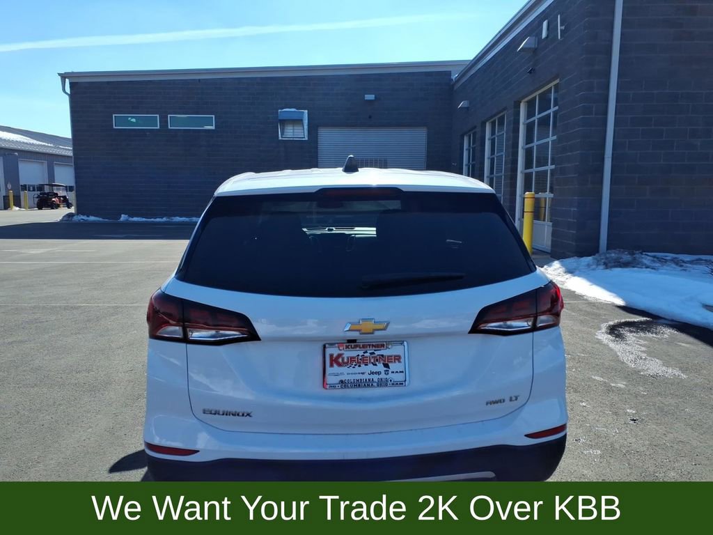 Used 2023 Chevrolet Equinox LT w/ Driver Convenience Package image 5