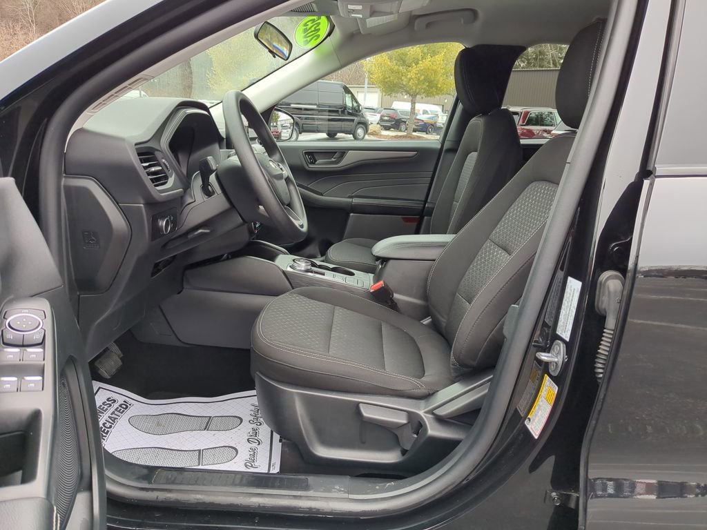 Used 2025 Ford Escape Active image 11