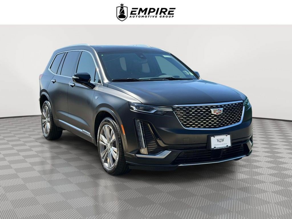 Certified 2025 Cadillac XT6 Premium Luxury w/ Technology Package AWD/4WD image 1