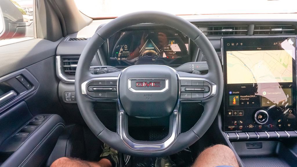 Used 2026 GMC Terrain Elevation image 33