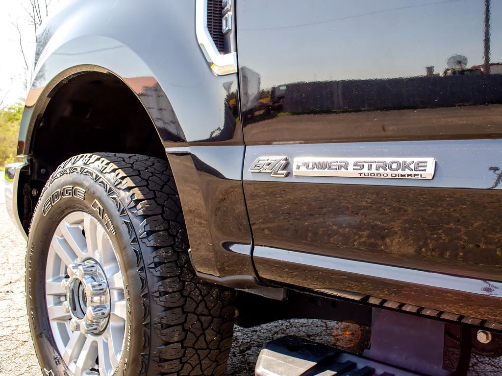 Used 2019 Ford F250 XLT w/ XLT Value Package image 12