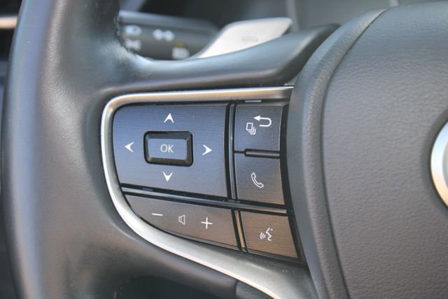 Certified 2023 Lexus ES 350 w/ Premium Package image 18