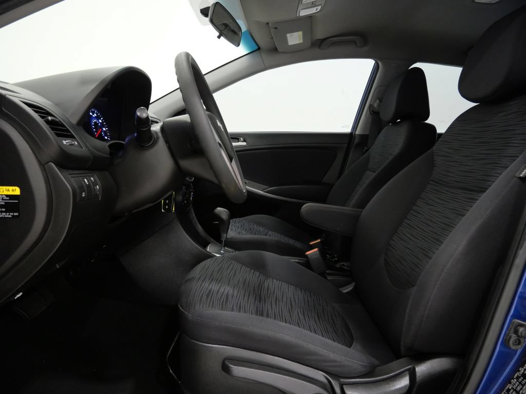 Used 2017 Hyundai Accent SE FWD image 11