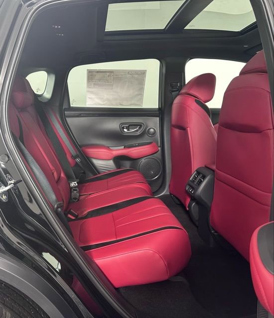 Used 2025 Acura ADX A-Spec image 27