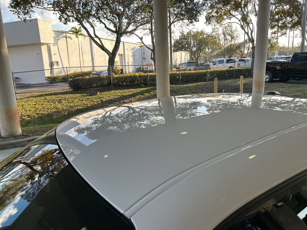 Used 2022 Dodge Challenger GT image 17