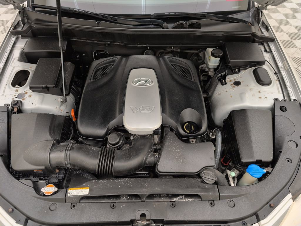 Used 2010 Hyundai Genesis 4.6 image 39
