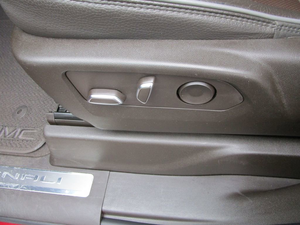 Used 2023 GMC Sierra 1500 Denali w/ Denali Reserve Package image 28