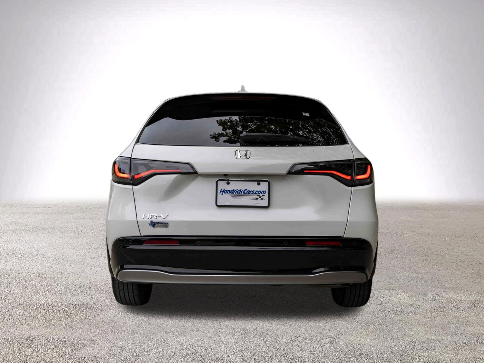 Used 2024 Honda HR-V EX-L image 8