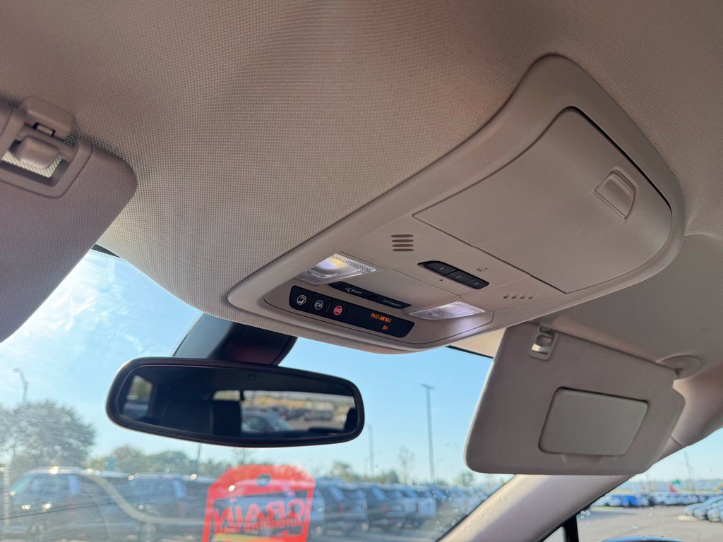 Used 2019 Buick Enclave Essence AWD/4WD image 21
