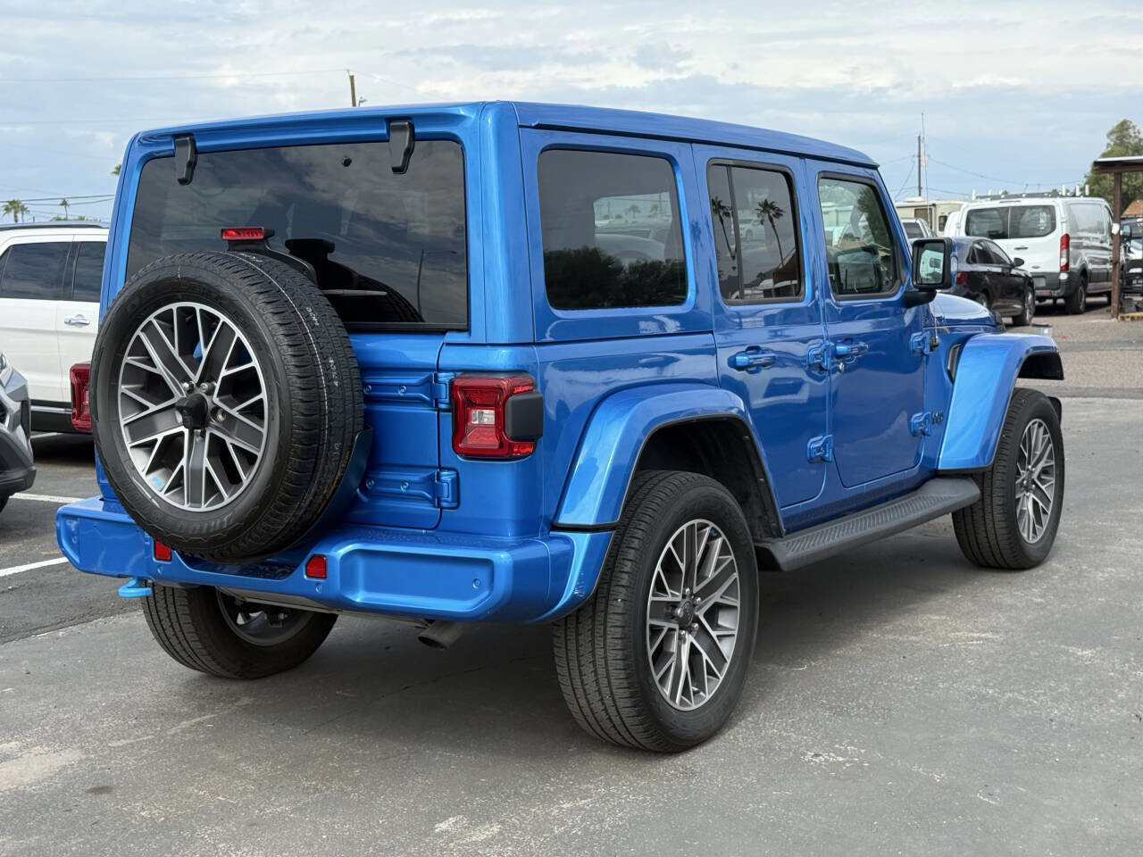 Used 2022 Jeep Wrangler Unlimited Sahara image 12