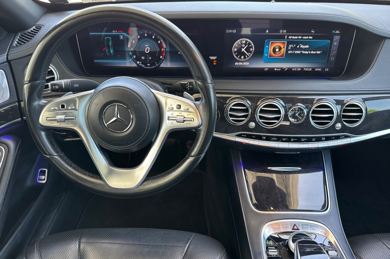 Used 2019 Mercedes-Benz S 560 Sedan image 18