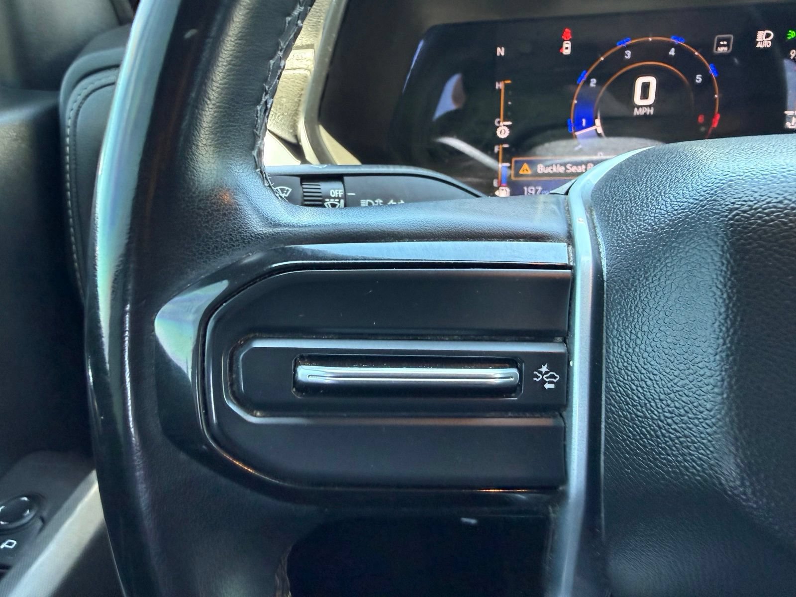 Certified 2023 Chevrolet Colorado LT AWD/4WD image 17