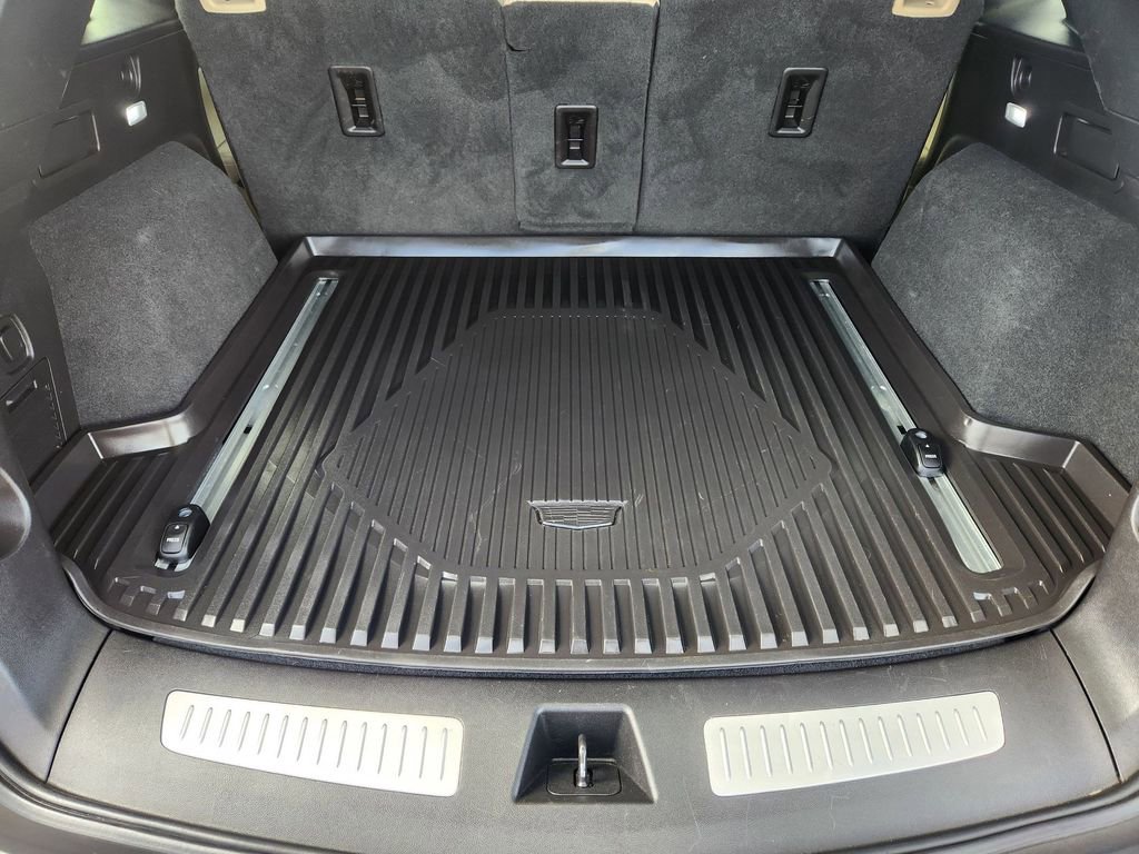 Used 2018 Cadillac XT5 Premium Luxury w/ Driver Assist Package AWD/4WD image 23