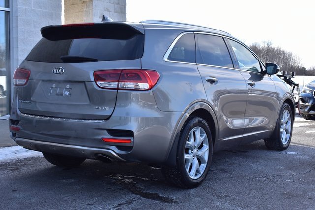 Used 2018 Kia Sorento SX image 11