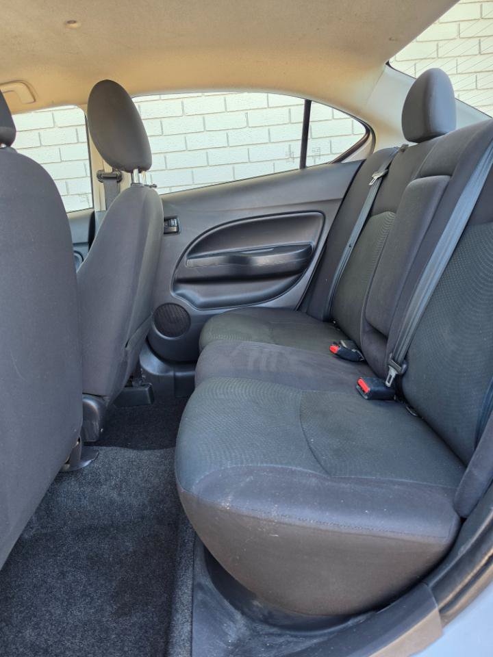 Used 2018 Mitsubishi Mirage G4 ES FWD image 12