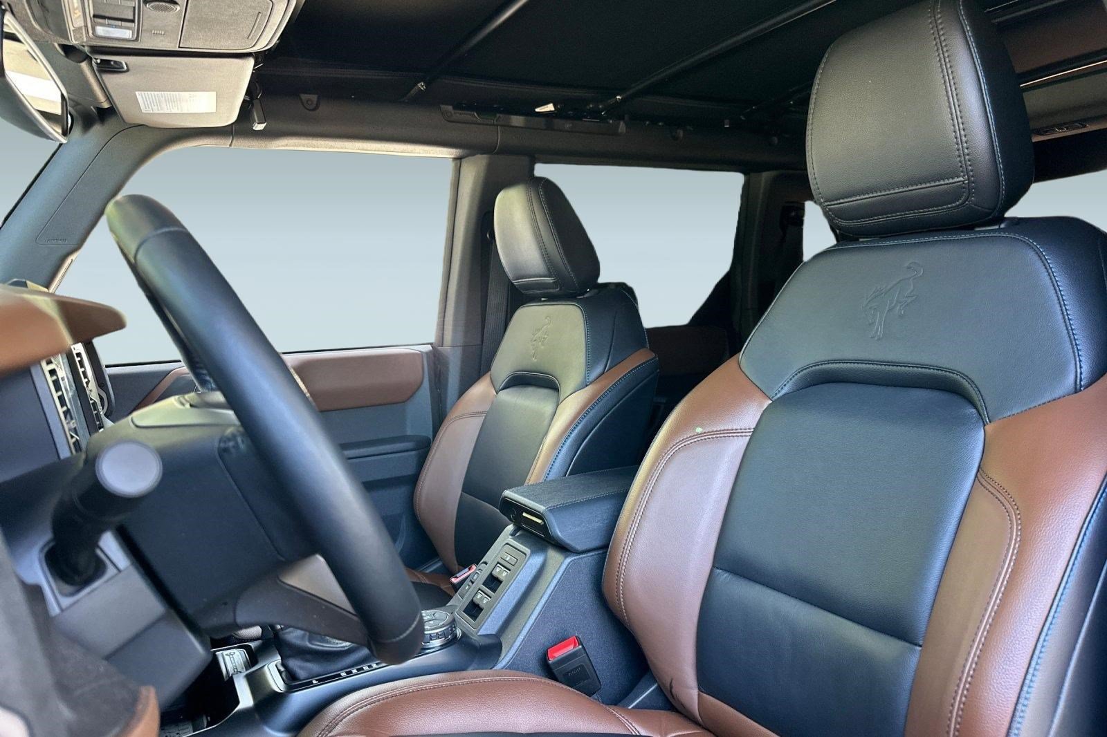 Used 2024 Ford Bronco Outer Banks AWD/4WD image 5