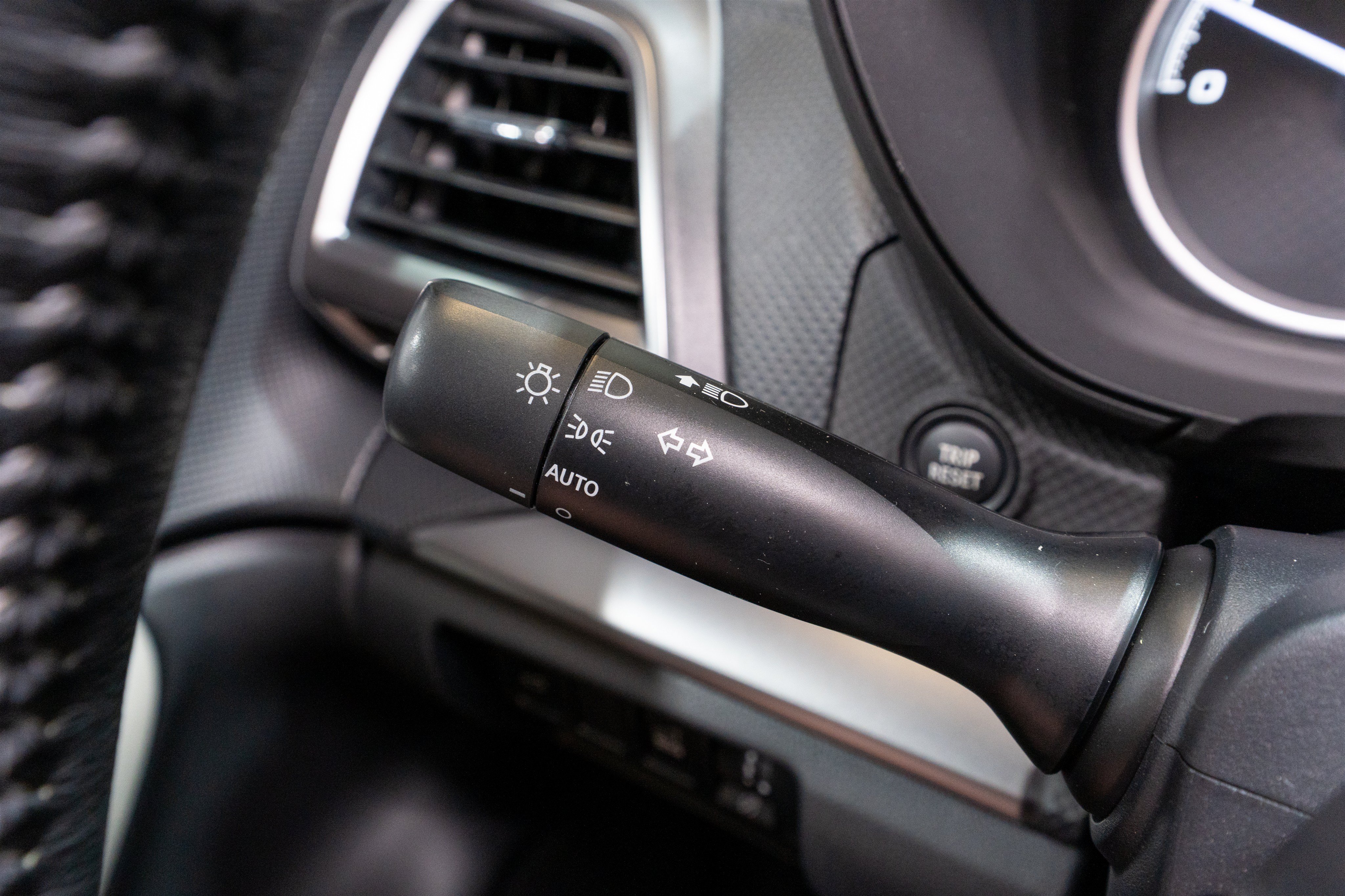 Used 2019 Subaru Forester Premium AWD/4WD image 28