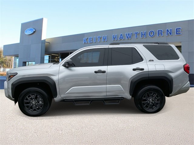 Used 2025 Toyota 4Runner SR5 image 4