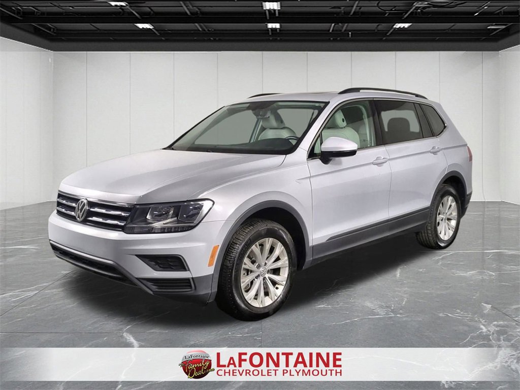Used 2019 Volkswagen Tiguan SE w/ Panoramic Sunroof Package image 4