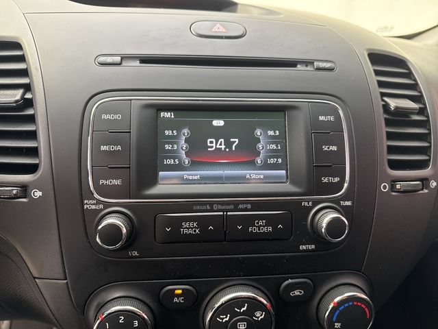 Used 2016 Kia Forte LX w/ LX Popular Plus Package FWD image 6