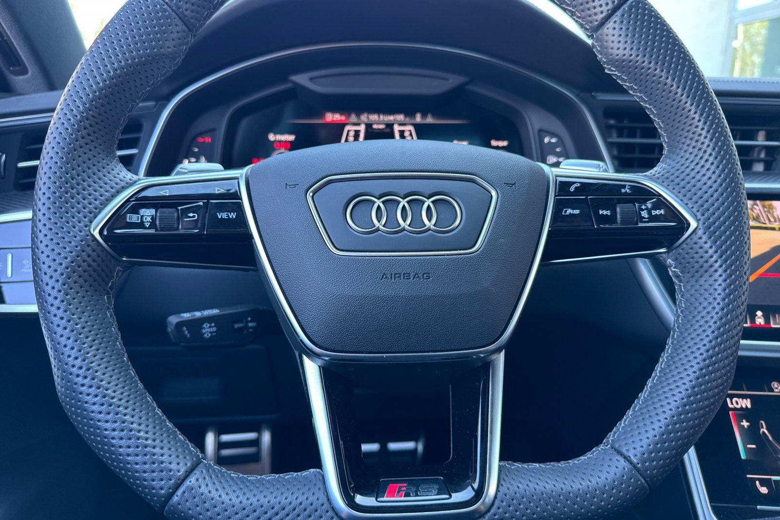 Used 2023 Audi RS 7 Sportback image 33